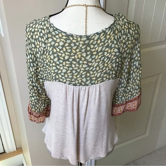 Altar’d State Boho Butterfly Sleeve Front Tie Top With Vintage Necklace - Picture 8 of 12